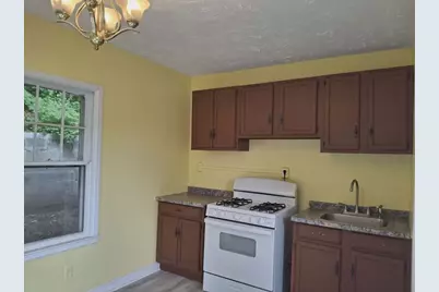 20 Temple St. #1, Fitchburg, MA 01420 - Photo 4