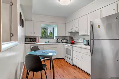 41 Centre St #305, Brookline, MA 02446 - Photo 8
