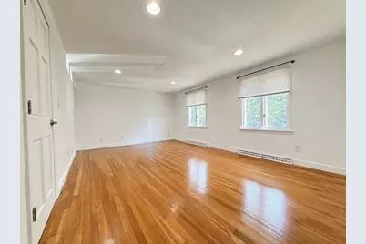 26 Hanmond Pond Pkwy #0, Brookline, MA 02467 - Photo 10