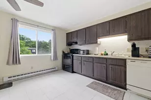 109 Maple St, Attleboro, MA 02703 - Photo 4
