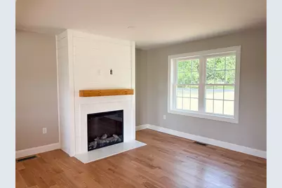555 Neck Road, Lancaster, MA 01523 - Photo 10