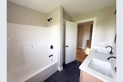 555 Neck Road, Lancaster, MA 01523 - Photo 14