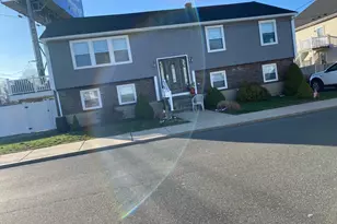 60 Cecillian Ave, Revere, MA 02151 - Photo 1