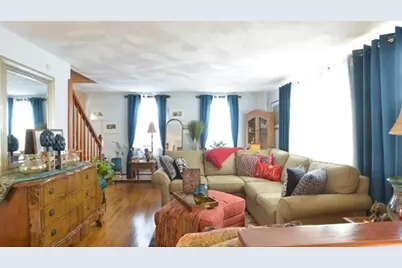 45 Decker St, Milton, MA 02186 - Photo 4