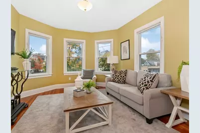 10 Marlboro St #2, Belmont, MA 02478 - Photo 2