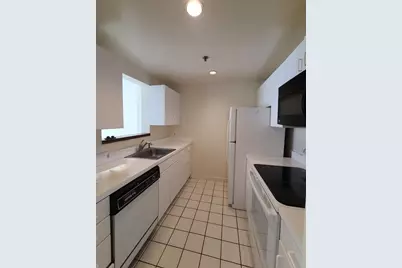950 Massachusetts Ave #314, Cambridge, MA 02138 - Photo 2