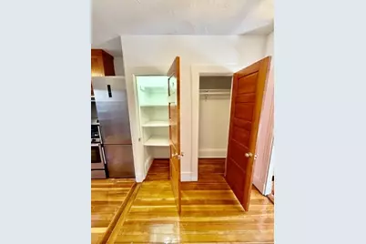 9 Thacher Court #3, Boston, MA 02113 - Photo 10