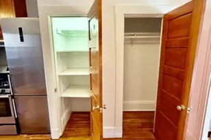 9 Thacher Ct, Boston, MA 02113 - Photo 10