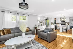 30 Johnson St, Peabody, MA 01960 - Photo 8