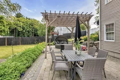 30 Johnson St, Peabody, MA 01960 - Photo 32