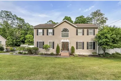 30 Johnson St, Peabody, MA 01960 - Photo 1