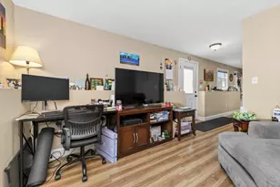 139 Suffolk Ave, Revere, MA 02151 - Photo 36