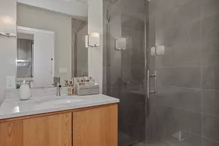 70 Clarendon St, Boston, MA 02116 - Photo 8