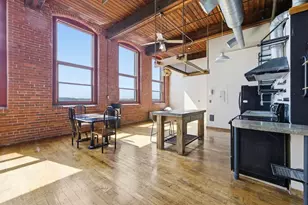101 Cabot St, Holyoke, MA 01040 - Photo 12