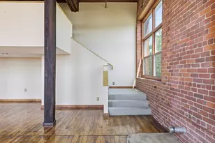 101 Cabot St, Holyoke, MA 01040 - Photo 16