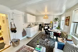 12 Hanover Ave, Boston, MA 02109 - Photo 6
