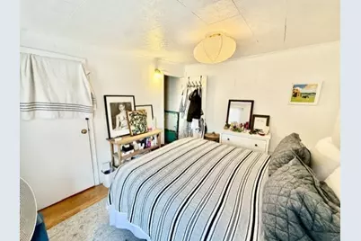 12 Hanover Ave #4, Boston, MA 02109 - Photo 12