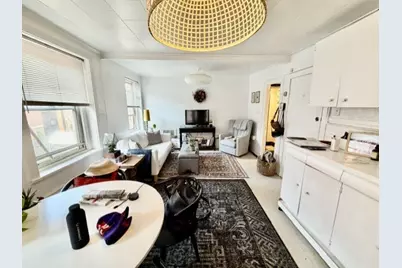 12 Hanover Ave #4, Boston, MA 02109 - Photo 2