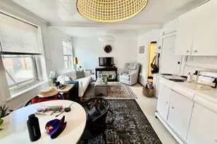 12 Hanover Ave, Boston, MA 02109 - Photo 2