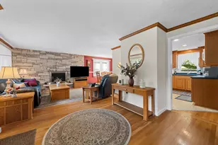 16 Mars Dr, Shrewsbury, MA 01545 - Photo 10