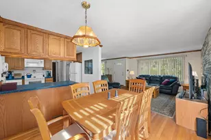 16 Mars Dr, Shrewsbury, MA 01545 - Photo 12