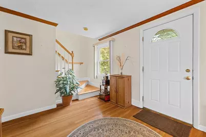 16 Mars Dr, Shrewsbury, MA 01545 - Photo 4