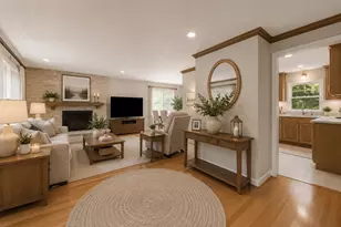 16 Mars Dr, Shrewsbury, MA 01545 - Photo 1