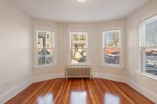32 Robinson St, Boston, MA 02122 - Photo 8