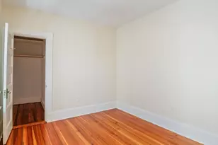 32 Robinson St, Boston, MA 02122 - Photo 18