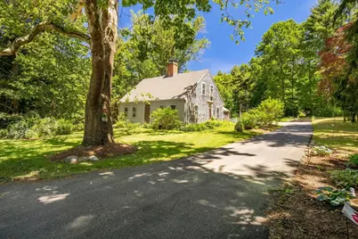 15 Carver St, Halifax, MA 02338 - Photo 2
