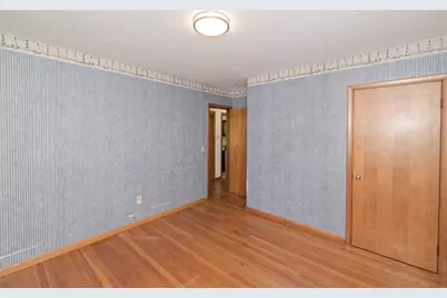 114 Plain St, Hopedale, MA 01747 - Photo 20