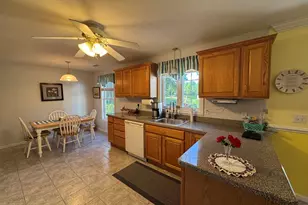 3 Dunbar Dr, Easton, MA 02334 - Photo 4