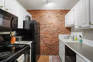 315 Beacon St, Boston, MA 02116 - Photo 4