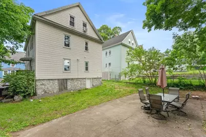 110 Crescent Ave, Melrose, MA 02176 - Photo 6