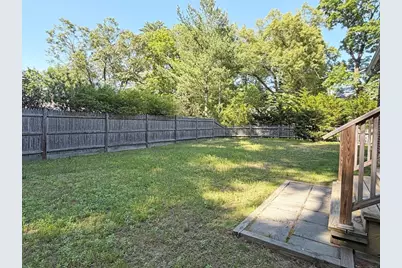63 Pierrepont Rd, Newton, MA 02462 - Photo 14