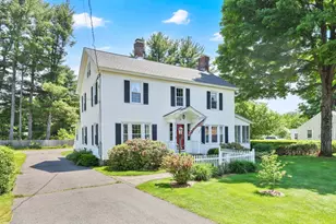 32 Spruce St, Westfield, MA 01085 - Photo 2