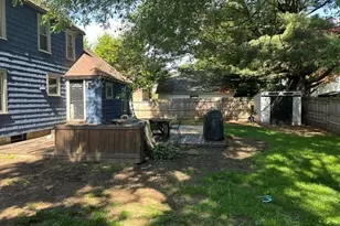 20 Fallston St, Springfield, MA 01119 - Photo 8