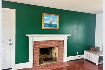 672 W Rodney French Blvd, New Bedford, MA 02744 - Photo 8