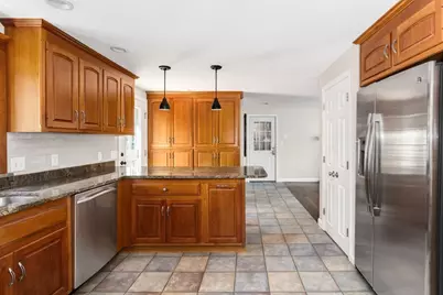 713 Washington St (& Domenica Wy), Franklin, MA 02038 - Photo 10