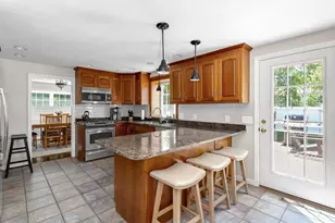 713 Washington St (& Domenica Wy), Franklin, MA 02038 - Photo 8