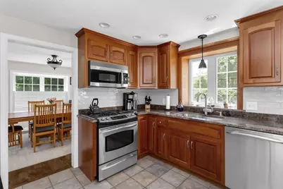 713 Washington St (& Domenica Wy), Franklin, MA 02038 - Photo 12