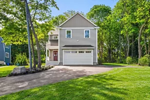 5 Ciaramitaro Ct, Gloucester, MA 01930 - Photo 2