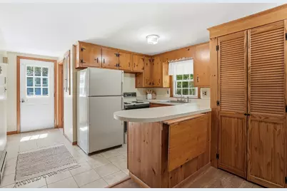 7 Judith St, Norwell, MA 02061 - Photo 2
