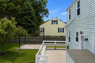 322 Harwich St, New Bedford, MA 02745 - Photo 32