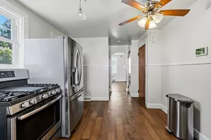 322 Harwich St, New Bedford, MA 02745 - Photo 16