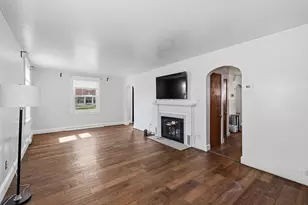 322 Harwich St, New Bedford, MA 02745 - Photo 8