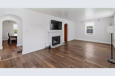 322 Harwich St, New Bedford, MA 02745 - Photo 4