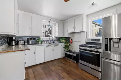 322 Harwich St, New Bedford, MA 02745 - Photo 14