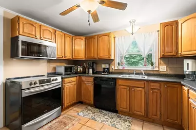 17 Crossman St, Taunton, MA 02780 - Photo 8