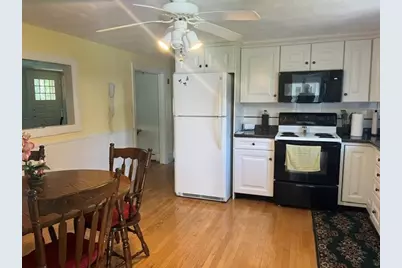 6 Hilltop Road, Dartmouth, MA 02747 - Photo 12